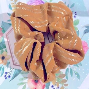 Chic Tan Hair Scrunchie with Gold Highlights